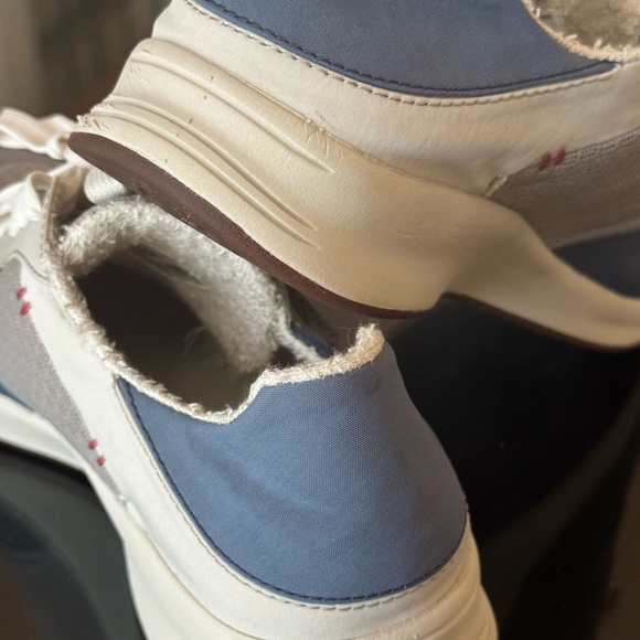 Taos Footwear Women’s Gray and Navy Sneakers - Picture 9 of 15